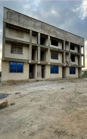 9bdrm Apartment in Uncompleted, Danfa for sale