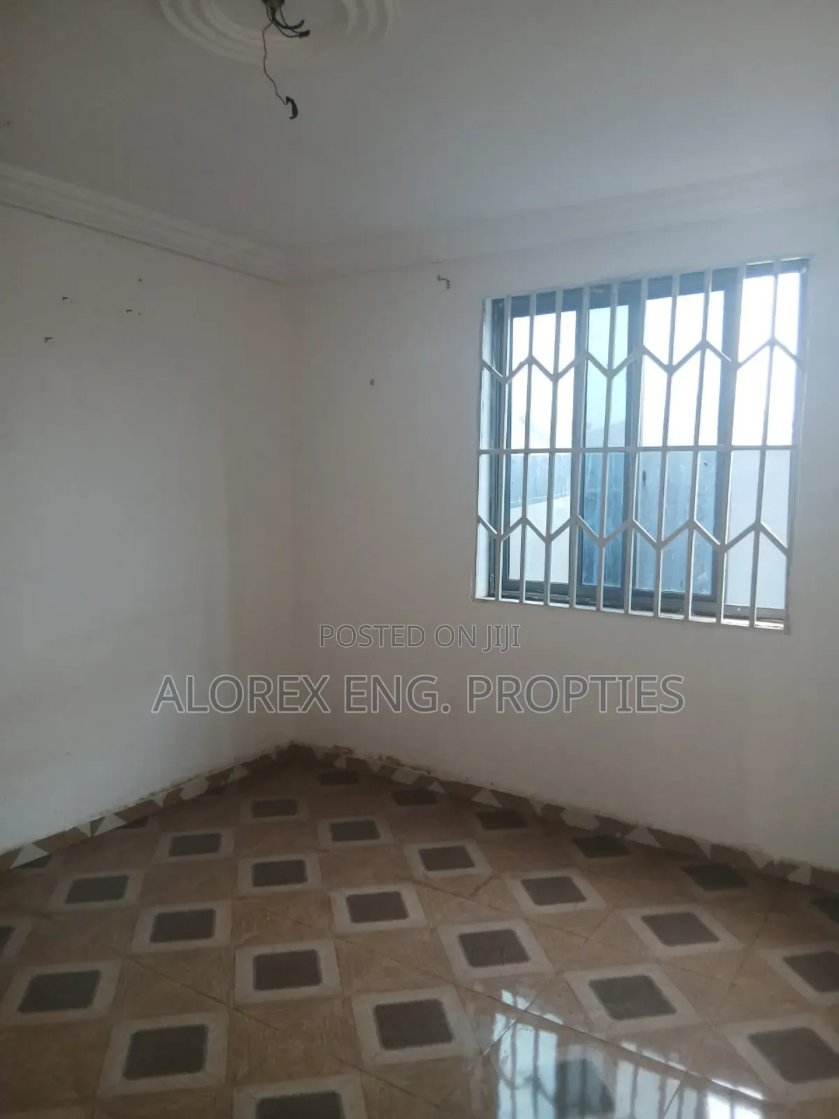 9bdrm Apartment in Uncompleted, Danfa for sale