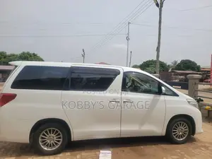 Toyota Alphard 2014 White