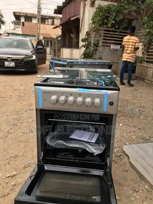 Elegant Stainless Gas Cooker Compact, Powerful Family-Ready
