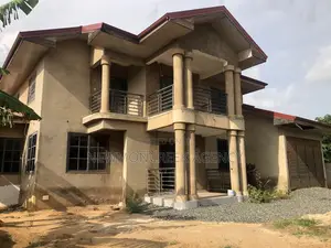 5bdrm Duplex in Oyarifa, Ghana Flag for sale