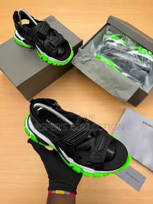 Balenciaga Track Sandals (Black)