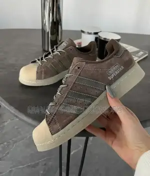 Adidas Superstar Brown