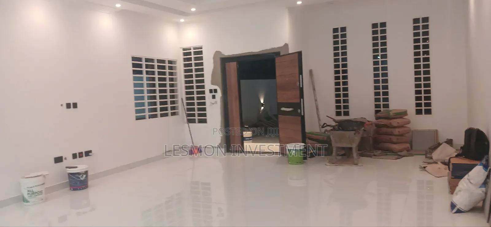 3bdrm House in Lesmon Invesment, Sakumono for sale