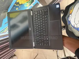 Laptop Dell Latitude 12 E5270 8GB Intel Core i5 SSD 256GB
