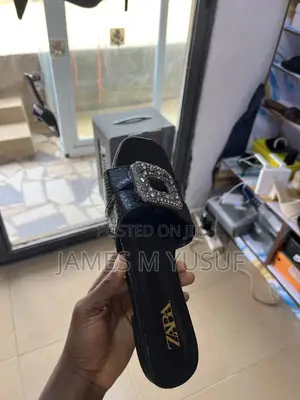 Original Zara Flat Slipper