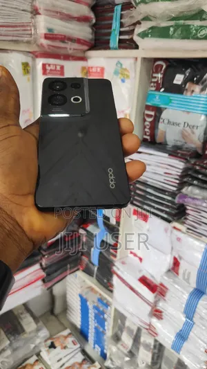 New Oppo Reno8 Pro+ 256 GB Black