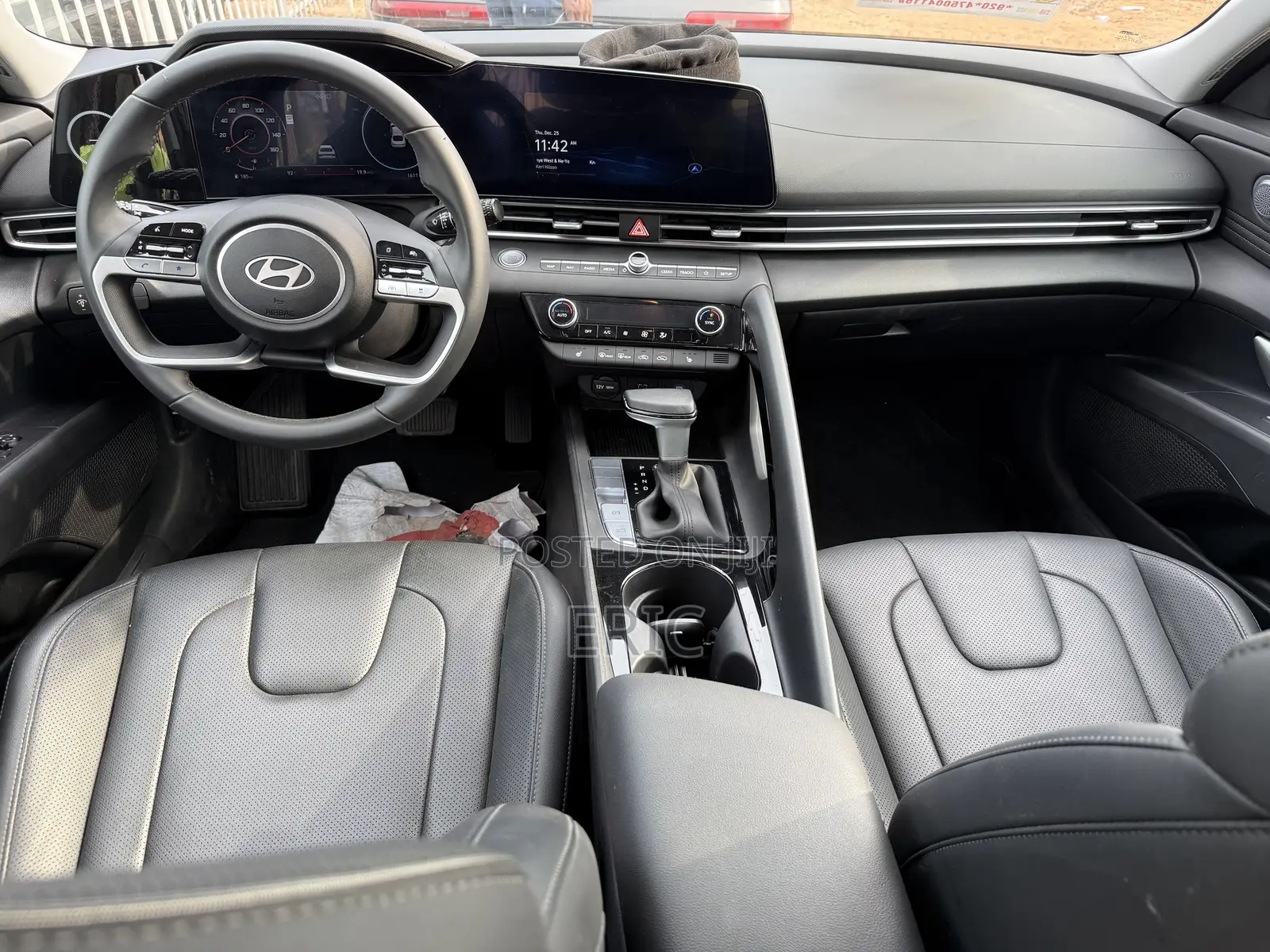 Hyundai Elantra Limited IVT 2025 Gray