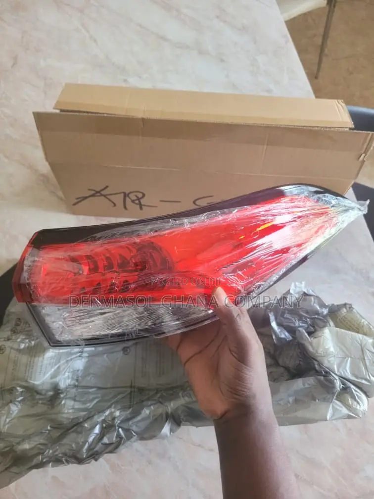 Corolla 2020,2021,2023,2024,2025 Boot/Trunk/Tail Light PAIR