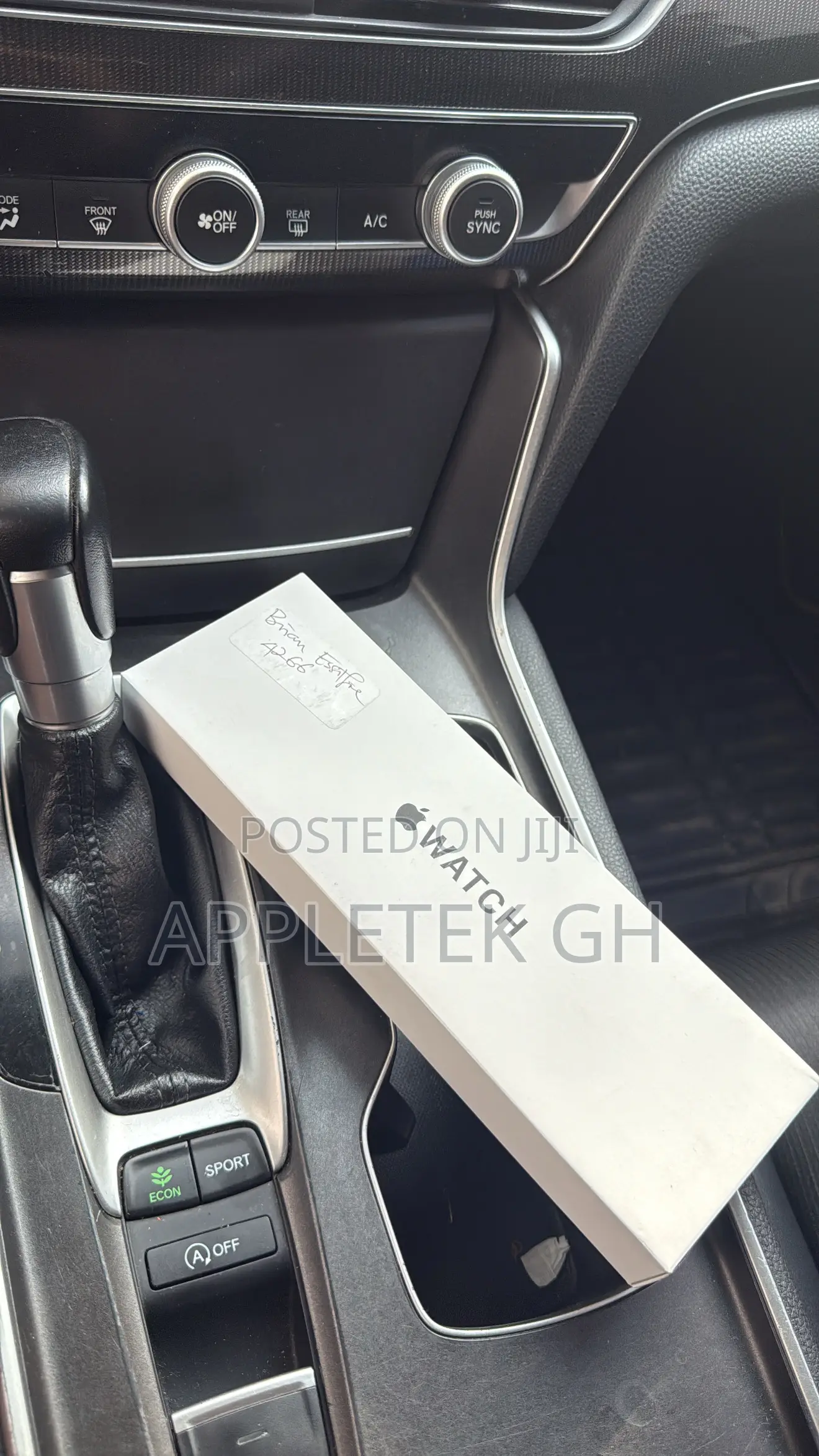 New Apple Watch Series Se 3 40mm GPS Only