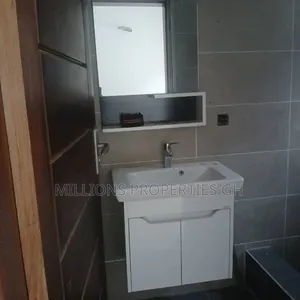 3bdrm House in Millions Properties, Kumasi Metropolitan for sale
