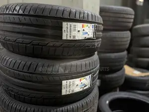 Original Dunlop 245/45 R19 Tyres Available For All Cars