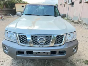 Nissan Patrol 2010 Gray
