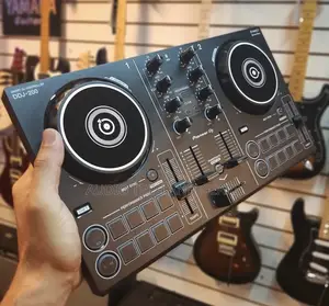 Pioneer DDJ-200 Smart Controller