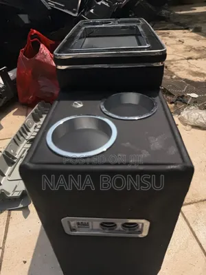 Toyota Voxy Inside Console Box Usb Port Storage