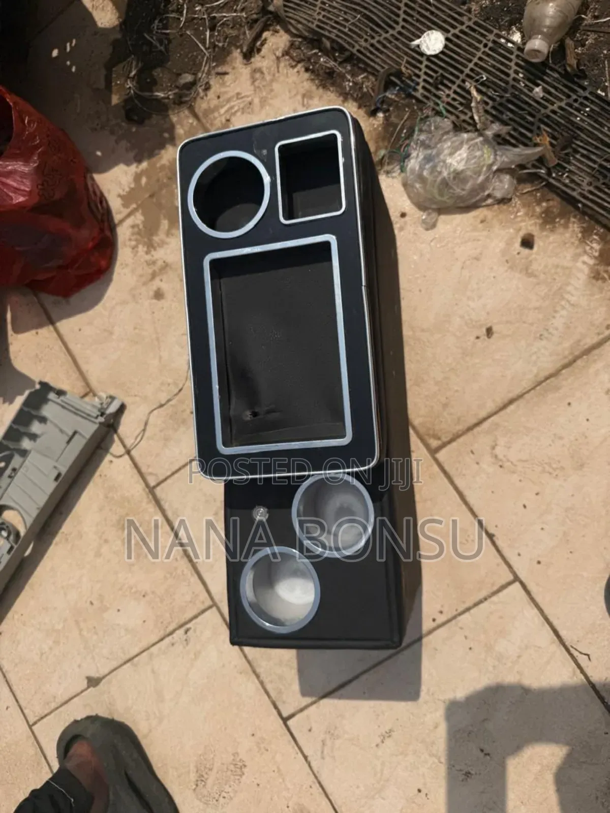 Toyota Voxy Inside Console Box Usb Port Storage