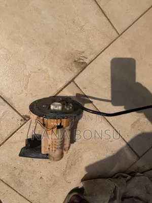 Toyota Voxy Fuel Pump