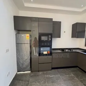 3bdrm Duplex in East Legon Hills for sale