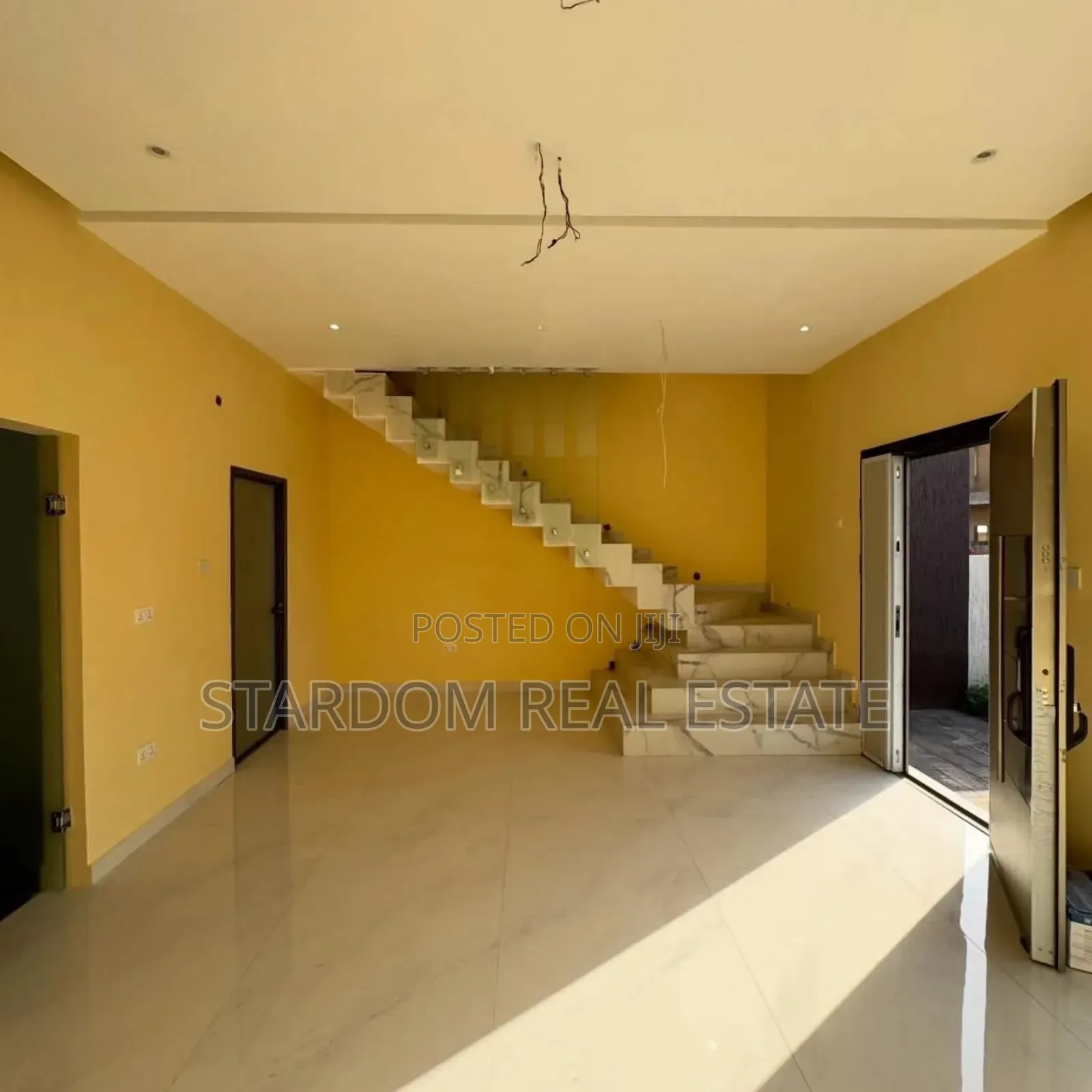 3bdrm Duplex in East Legon Hills for sale