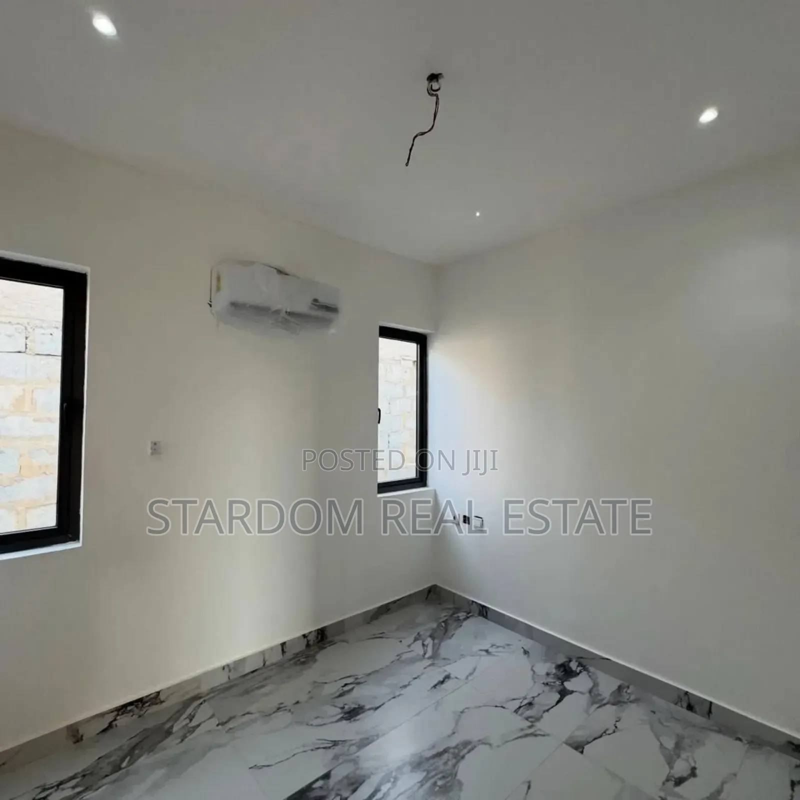 3bdrm Duplex in East Legon Hills for sale