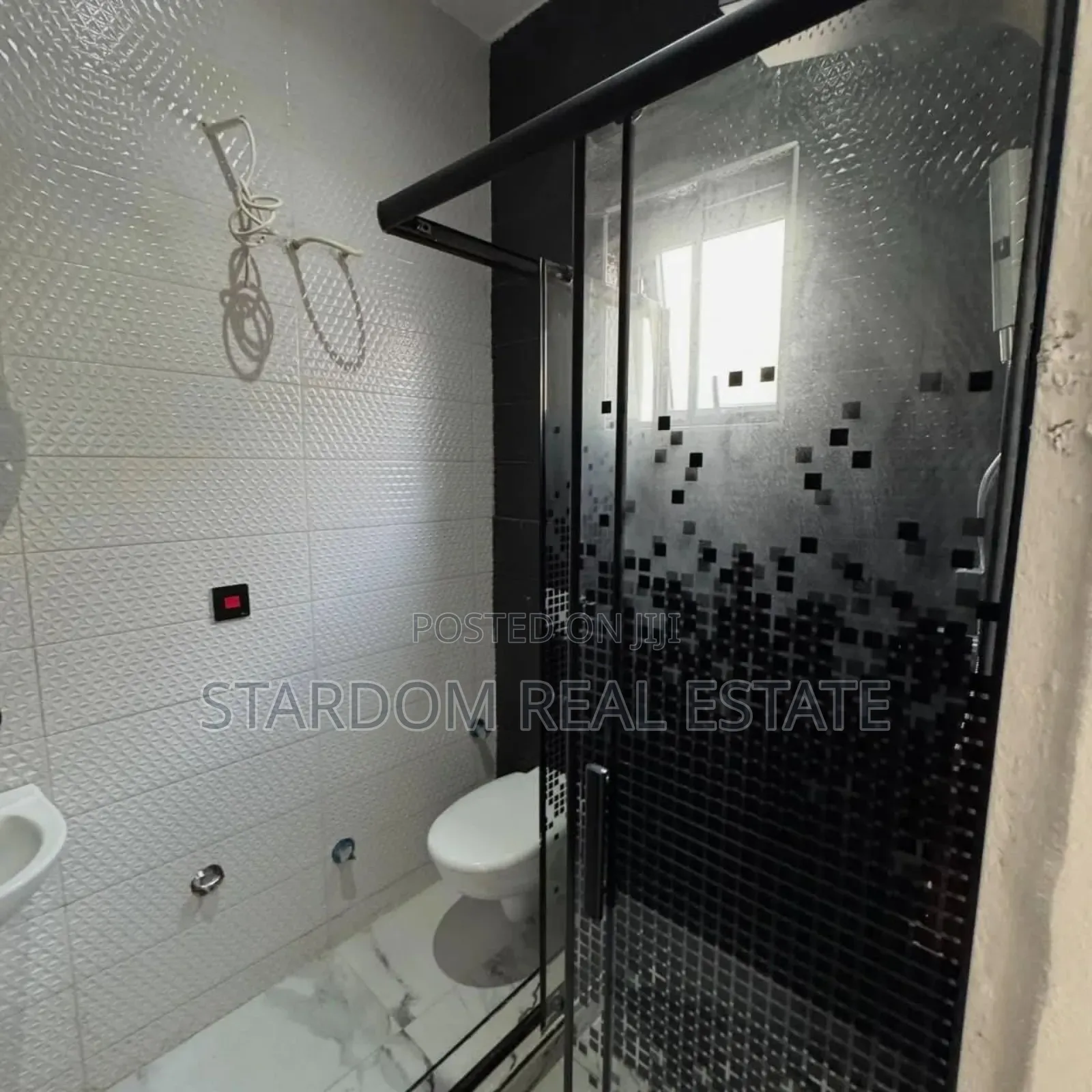 3bdrm Duplex in East Legon Hills for sale
