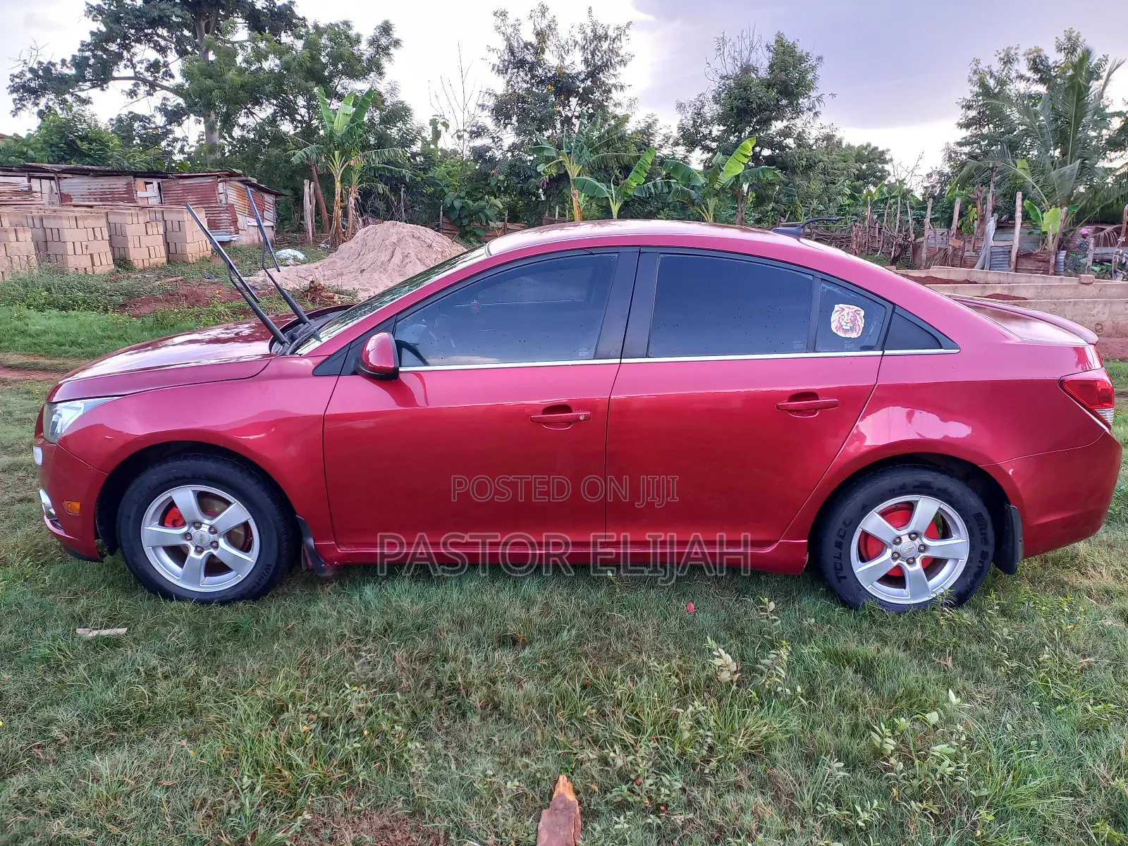 Chevrolet Cruze 2012 Red