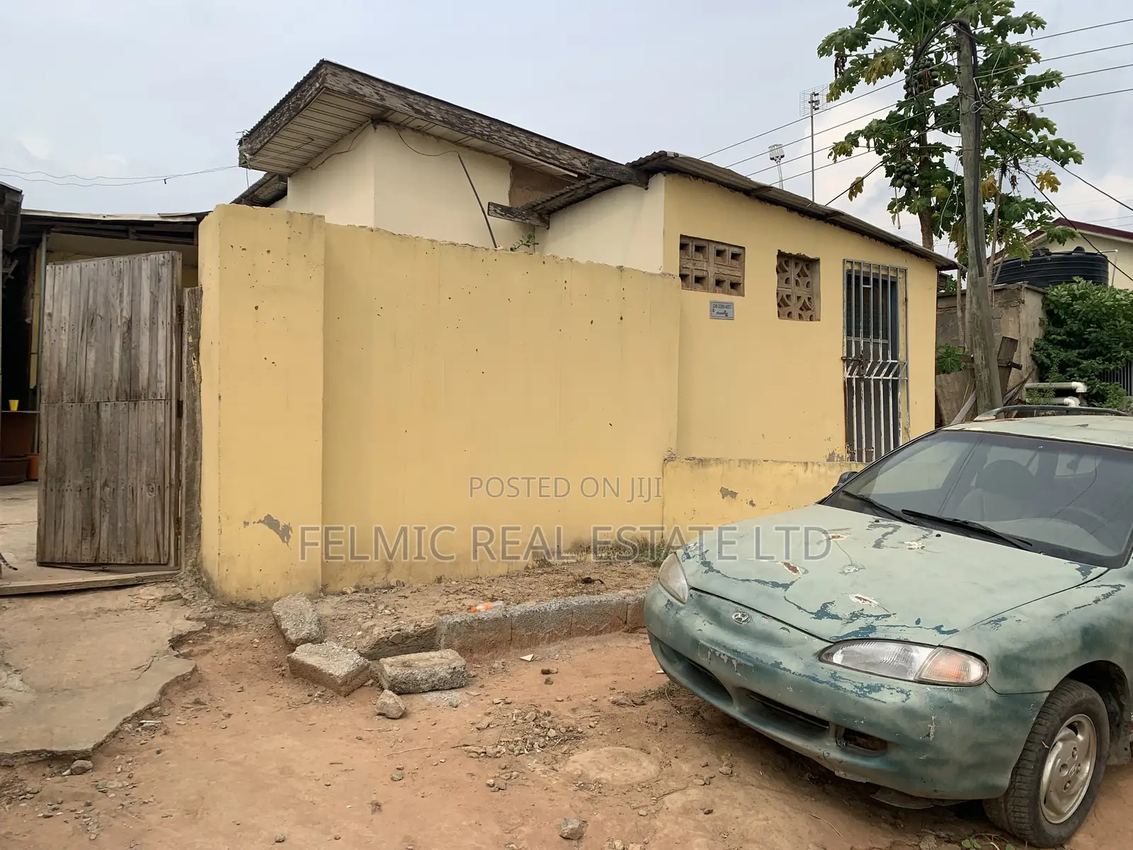 7bdrm Apartment in Felmic Real Estate, Ofankor for sale