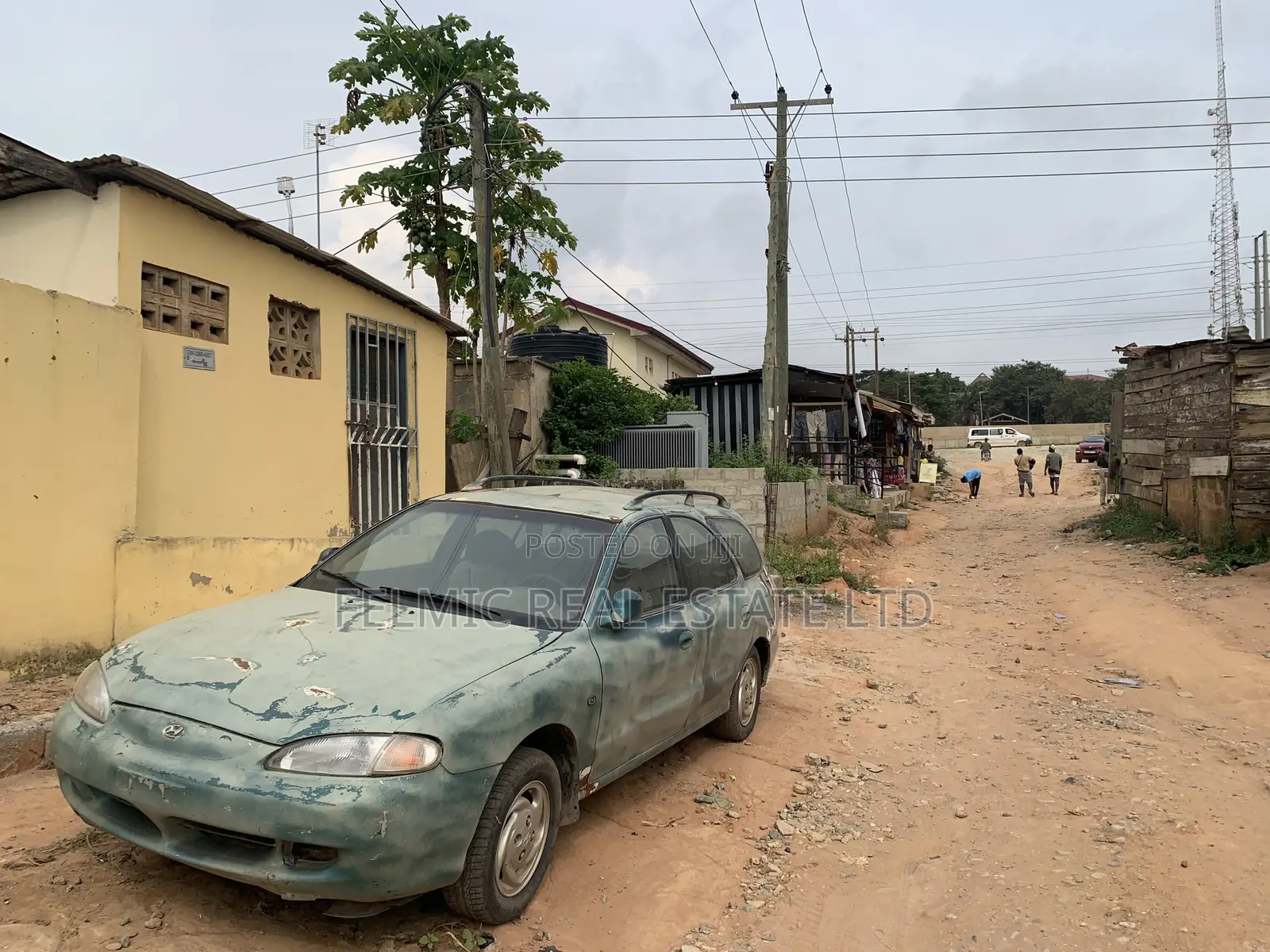 7bdrm Apartment in Felmic Real Estate, Ofankor for sale