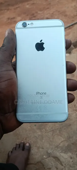 Apple iPhone 6s 32 GB Silver