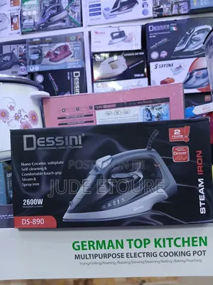Dessini Steam Iron