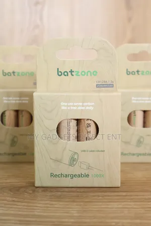 Batzone Li-Ion Rechargeable Battery Cr123a /2× (2100mwh) 3v