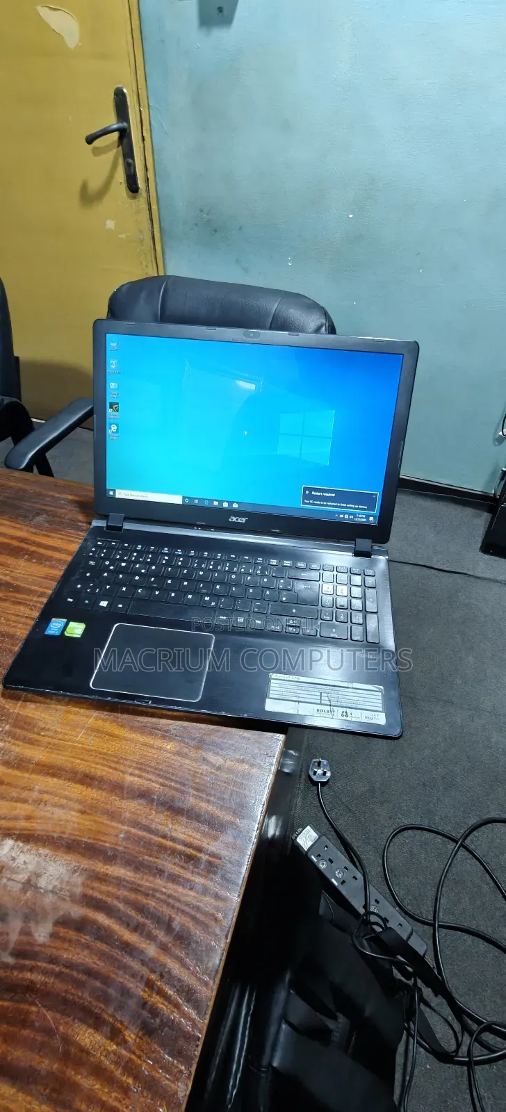 Laptop Acer Aspire V5-573G 12GB Intel Core i5 HDD+SSD 500GB