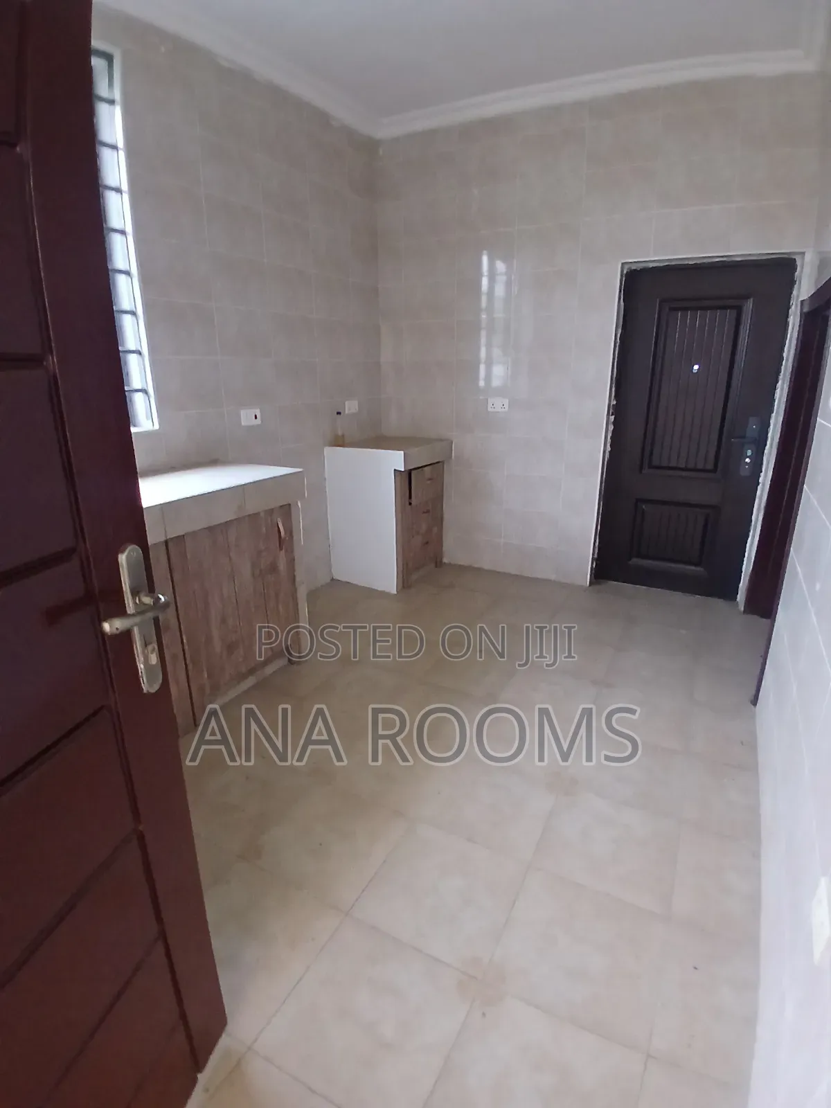 2bdrm Townhouse/Terrace in Ana Rooms, Tema Metropolitan for sale