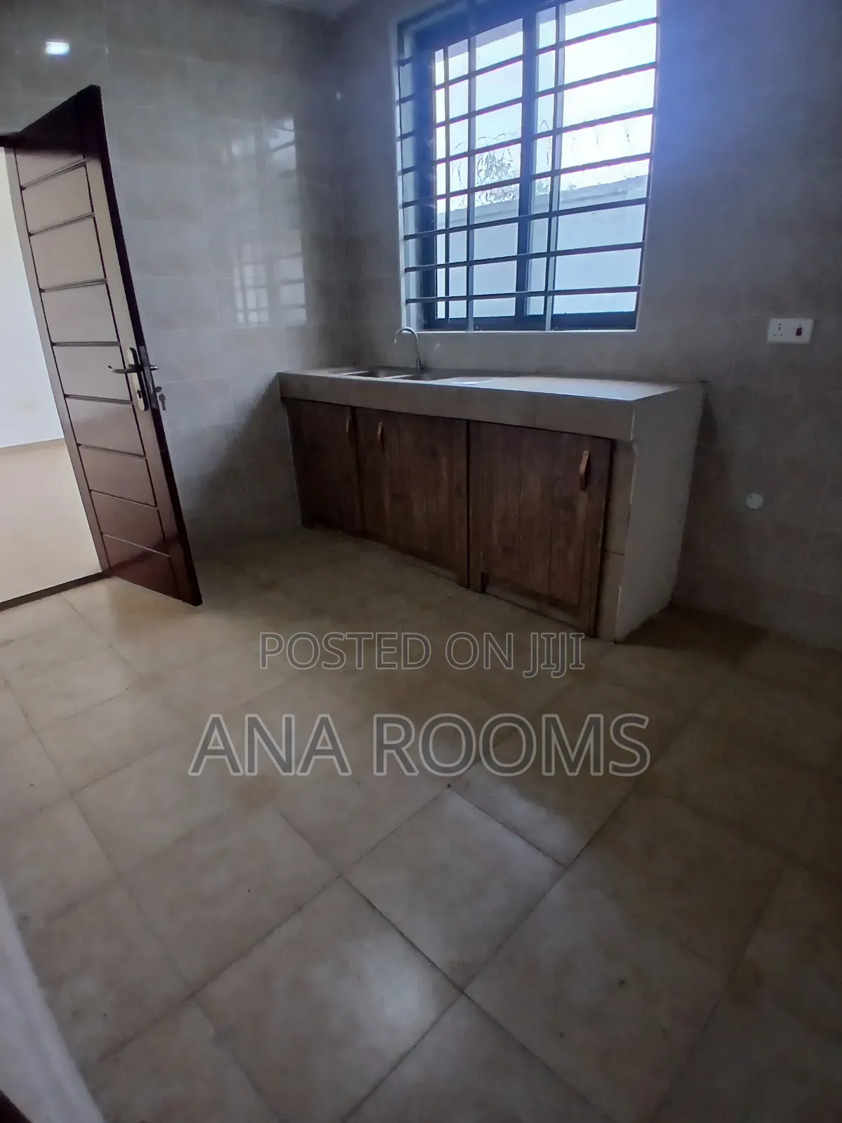2bdrm Townhouse/Terrace in Ana Rooms, Tema Metropolitan for sale
