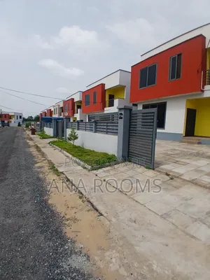 2bdrm Townhouse/Terrace in Ana Rooms, Tema Metropolitan for sale
