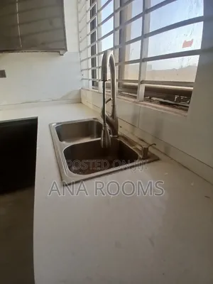 4bdrm House in Tema Community 25 for sale