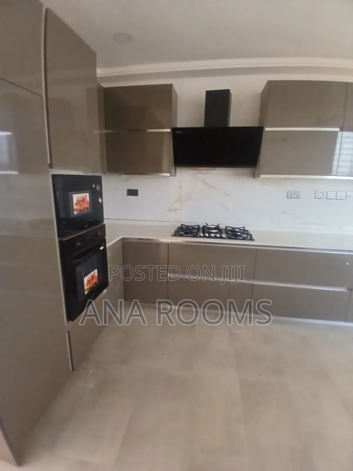4bdrm House in Tema Community 25 for sale
