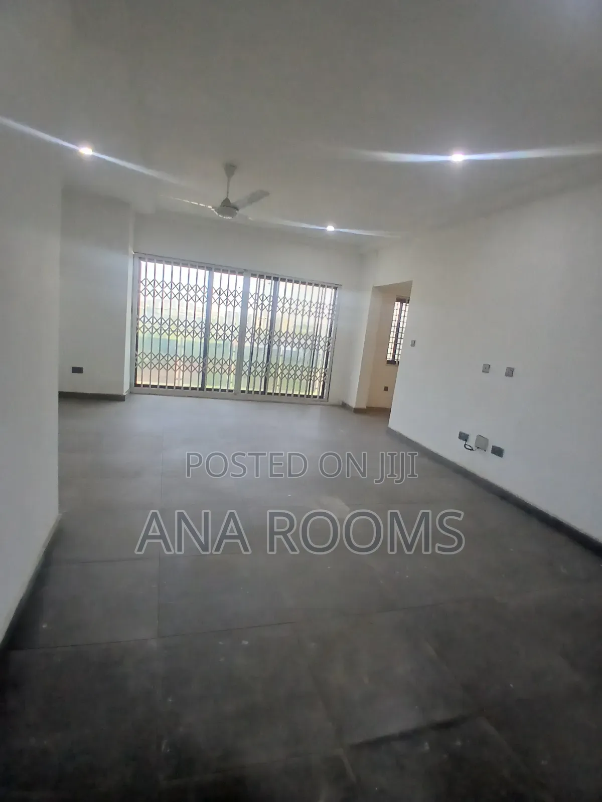 4bdrm House in Tema Community 25 for sale