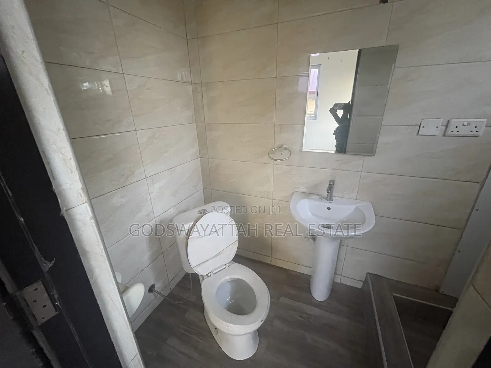 1bdrm Apartment in East Legon, Adjiriganor for rent
