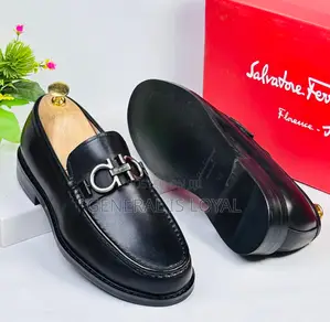 Salvatore Ferragamo Men's Gancini Buckle Loafers Black Leather.