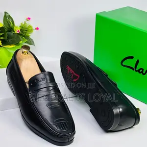 Black Leather Clarks Men’S Loafer