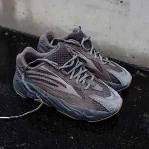 Yeezy Boost 700 Brown