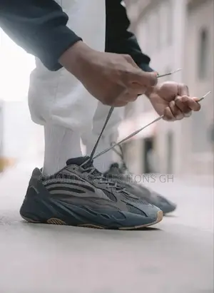 Yeezy Boost 700 Brown