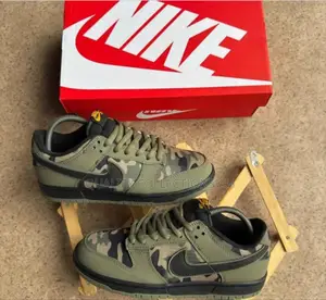 Camo Sneaker Nike