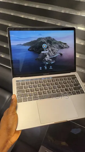 Laptop Apple MacBook 2018 8GB Intel Core I7 SSD 512GB