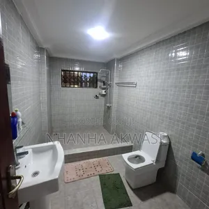 3bdrm Apartment in Lashibi Klagon, Sakumono for rent