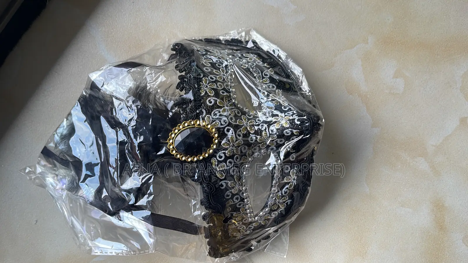 Masquerade Mask (Plastic/Fabric) Minimum Purchase 10pis