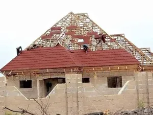 Noise Reduction Red Shingle Euro Roofing Tiles Project