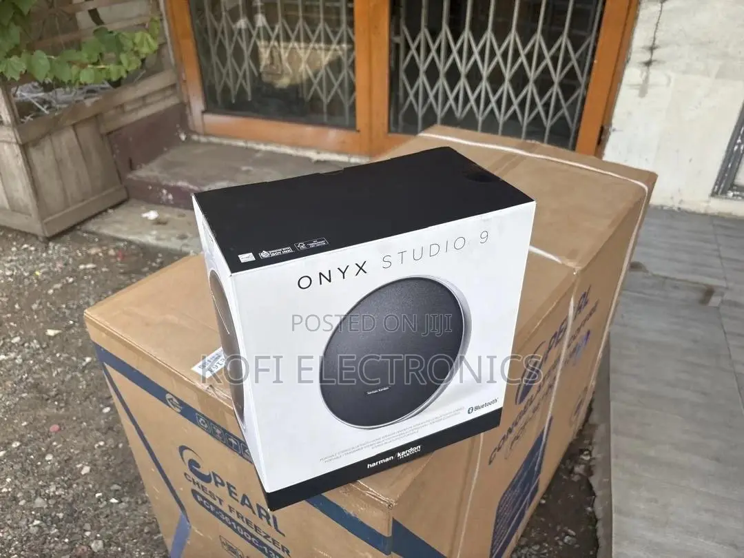 Compact Onyx Studio 9 Speaker Smart, Portable Performance-Ready