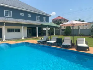 5bdrm House in Oyarifa Aburi, Adenta for sale